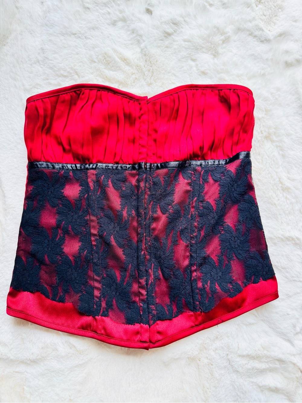Charlotte Russe Red Satin Black Lace Strapless Bustier Sweetheart Contoured Fit